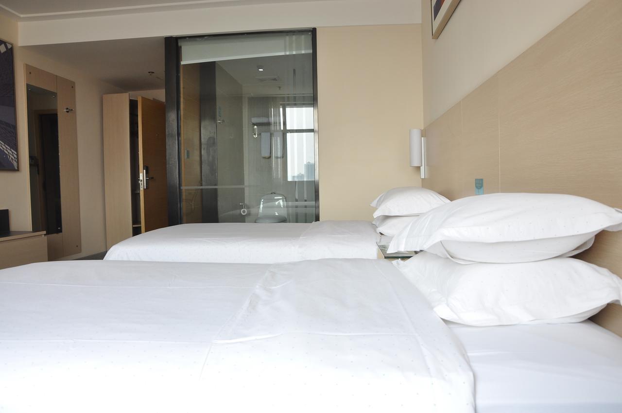 City Comfort Inn Wuhan Caidian Square Exterior foto